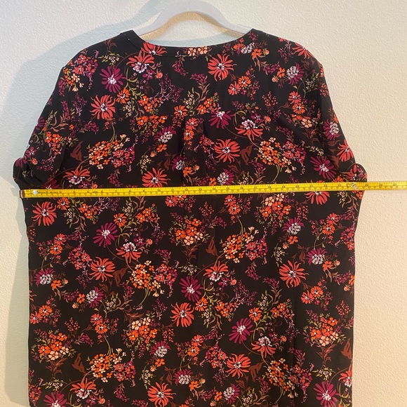 Floral Blouse - Picture 7 of 10
